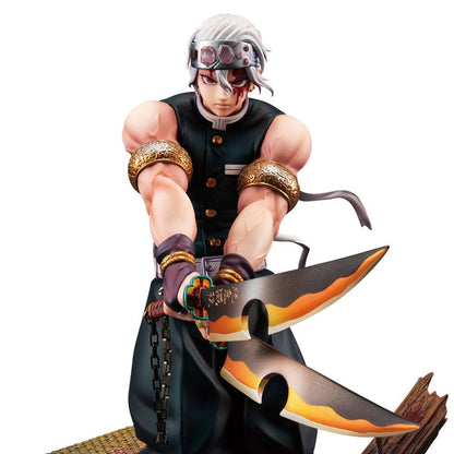 Demon Slayer Kimetsu no Yaiba G.E.M. PVC Statue 1/8 Tengen Uzui 23 cm